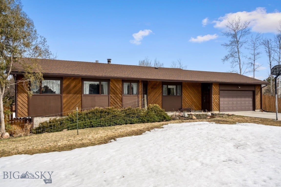 11 Gardner Park Dr