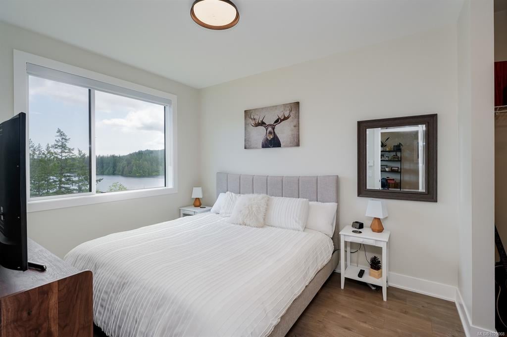 605 - 1361 Goldstream Ave