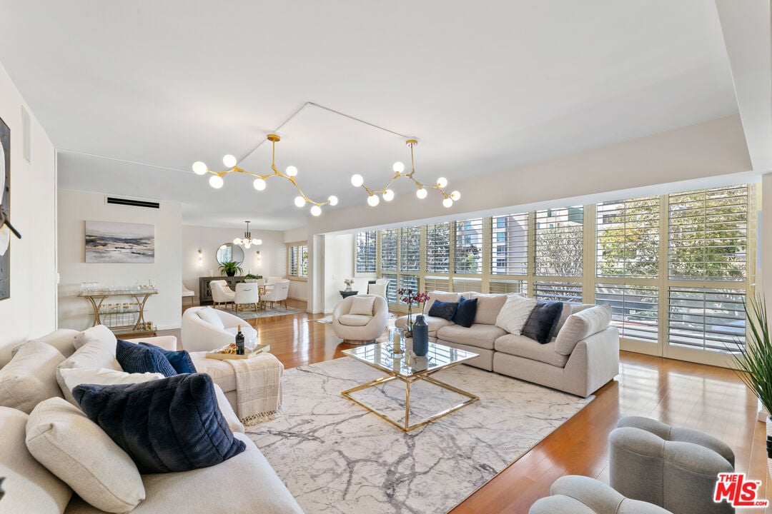 10450 Wilshire Blvd #2E