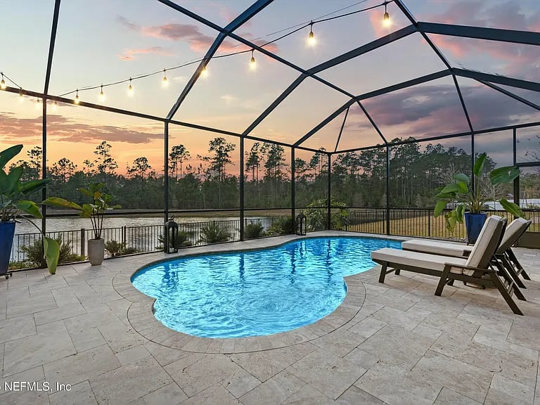66 Silver Reef Ln
