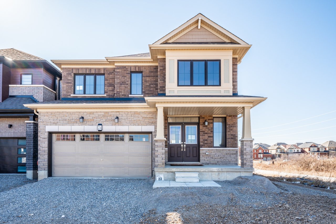 24 Basswood Crescent