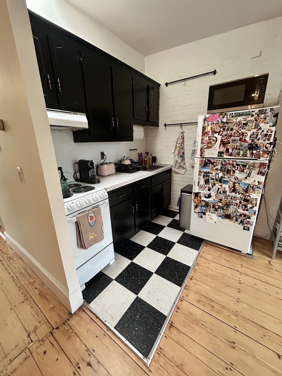 Available AUGUST - Appleton Street 1 bed 1 bath - Just Painted and Floors done - Heat and Hot water included - Pets are ok! 