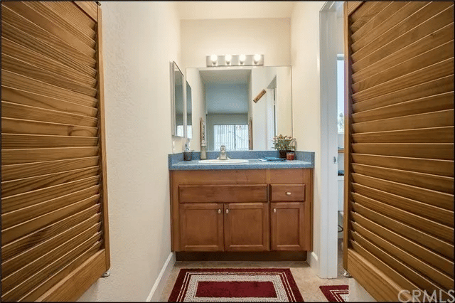 102 Sandpiper Ln