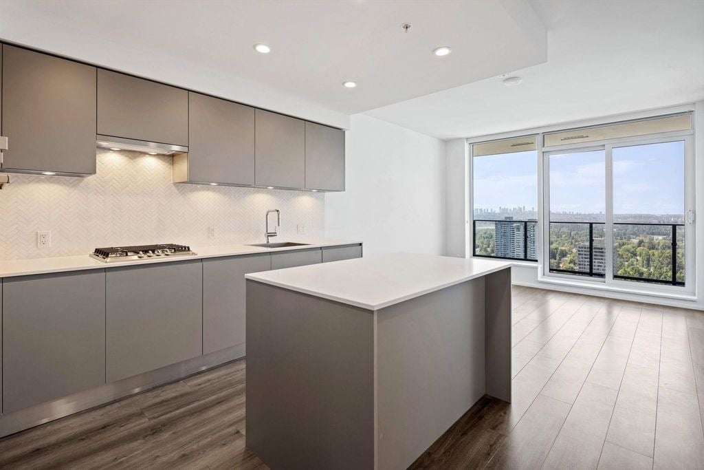 3809 Evergreen Pl, #2108