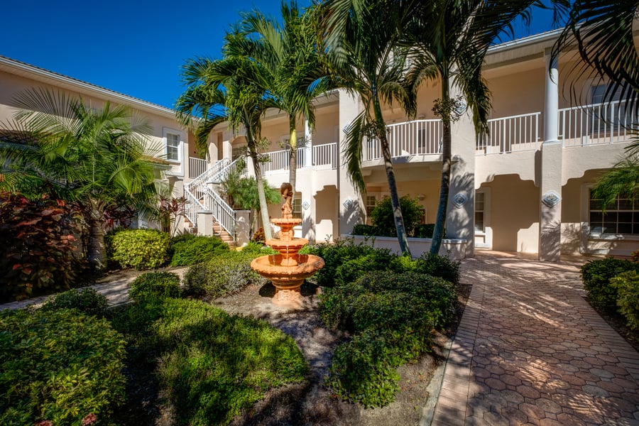 4236 Central Sarasota Parkway #914