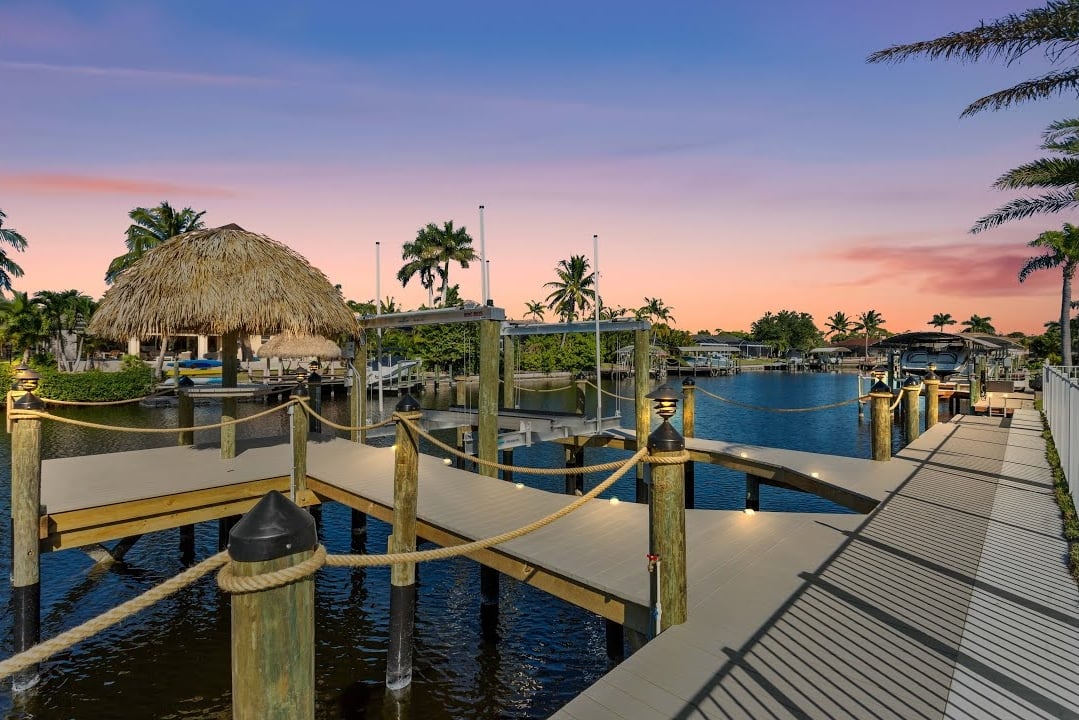 A Boater’s Dream Home in Sw Cape Coral Paradise!