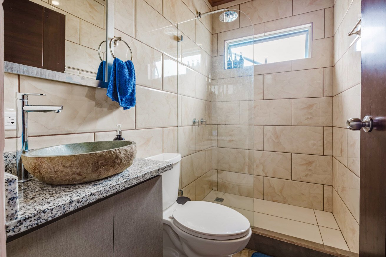 Resort-Hotel for Sale in Uvita – 12 Two-Bedroom Apartments & Pool