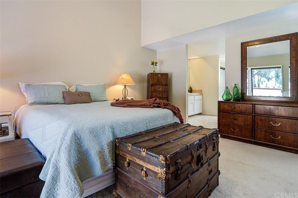 925 Van Ness Ct