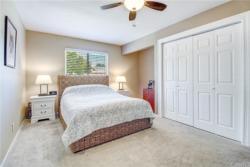 1266 Versailles Cir