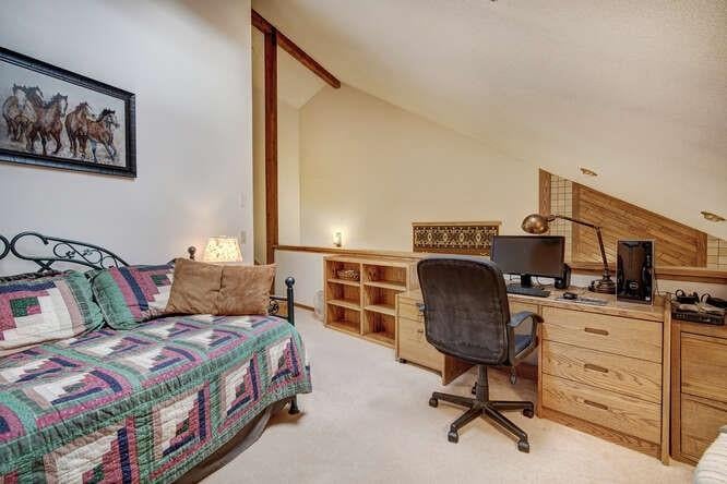 516 Kings Crown Rd, #516