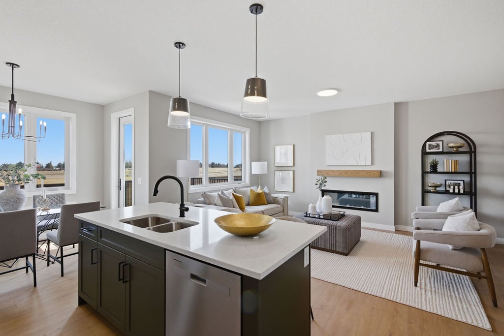 147 Belvedere Crescent SE