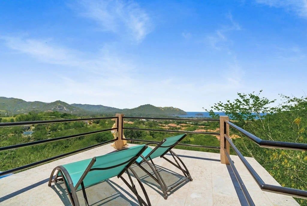 Ocean View Villa Isabella