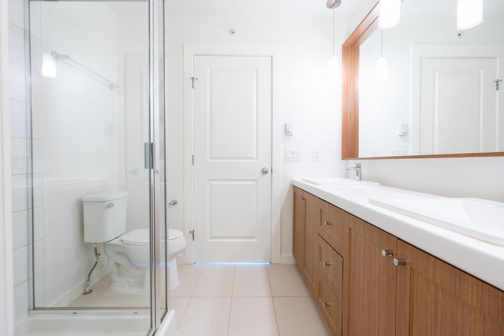 8476 207a St, #86