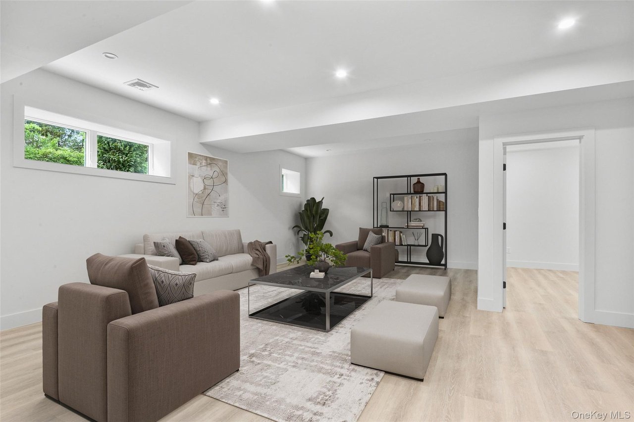 247 Nelson Rd