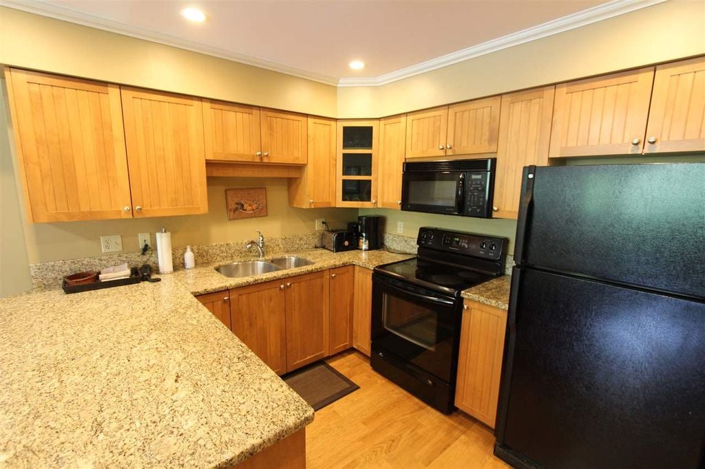 4905 Spearhead Pl 327 328