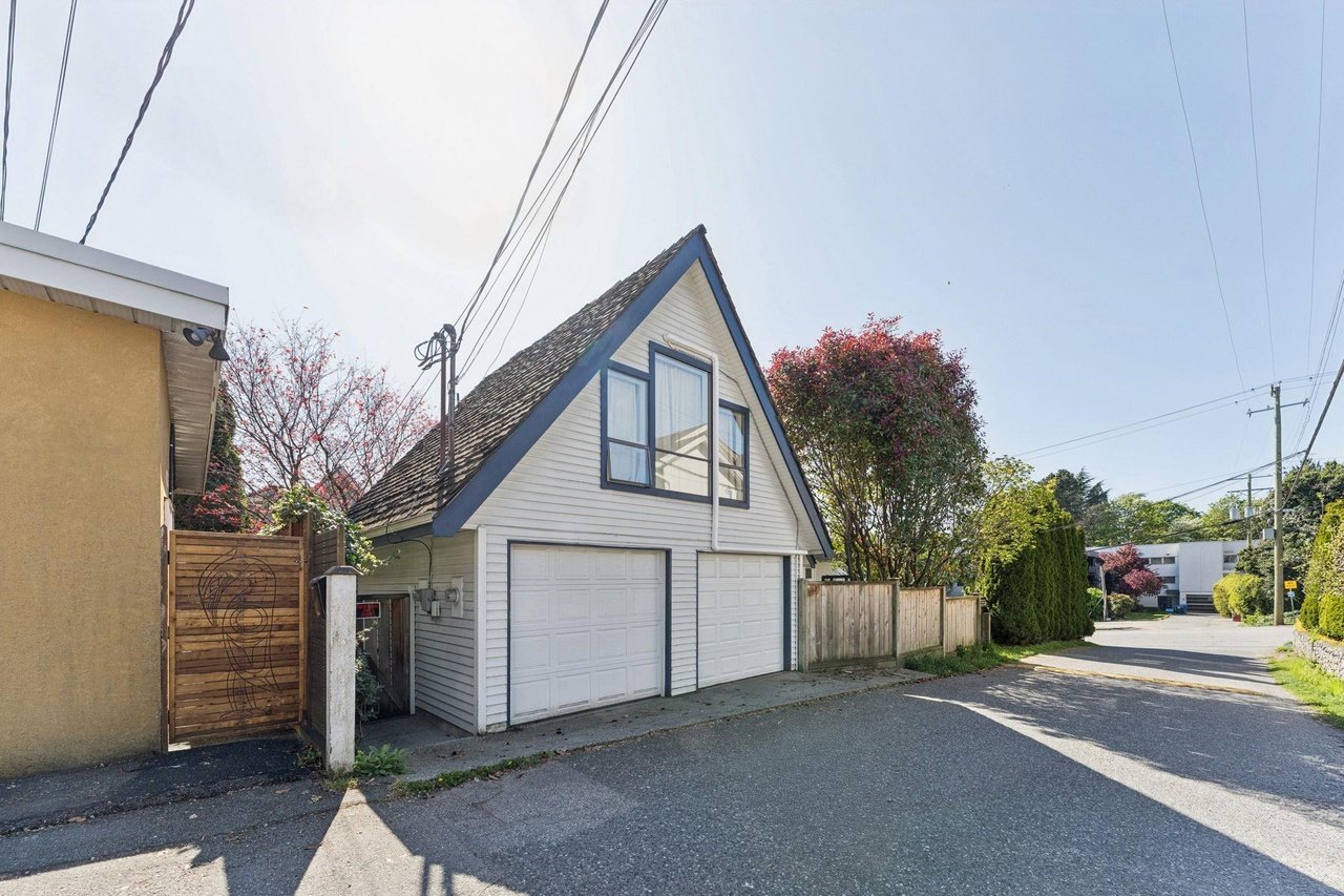 408 E 2nd Street