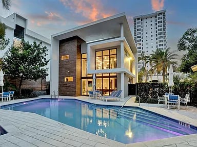 3030 N Ocean Blvd #S101