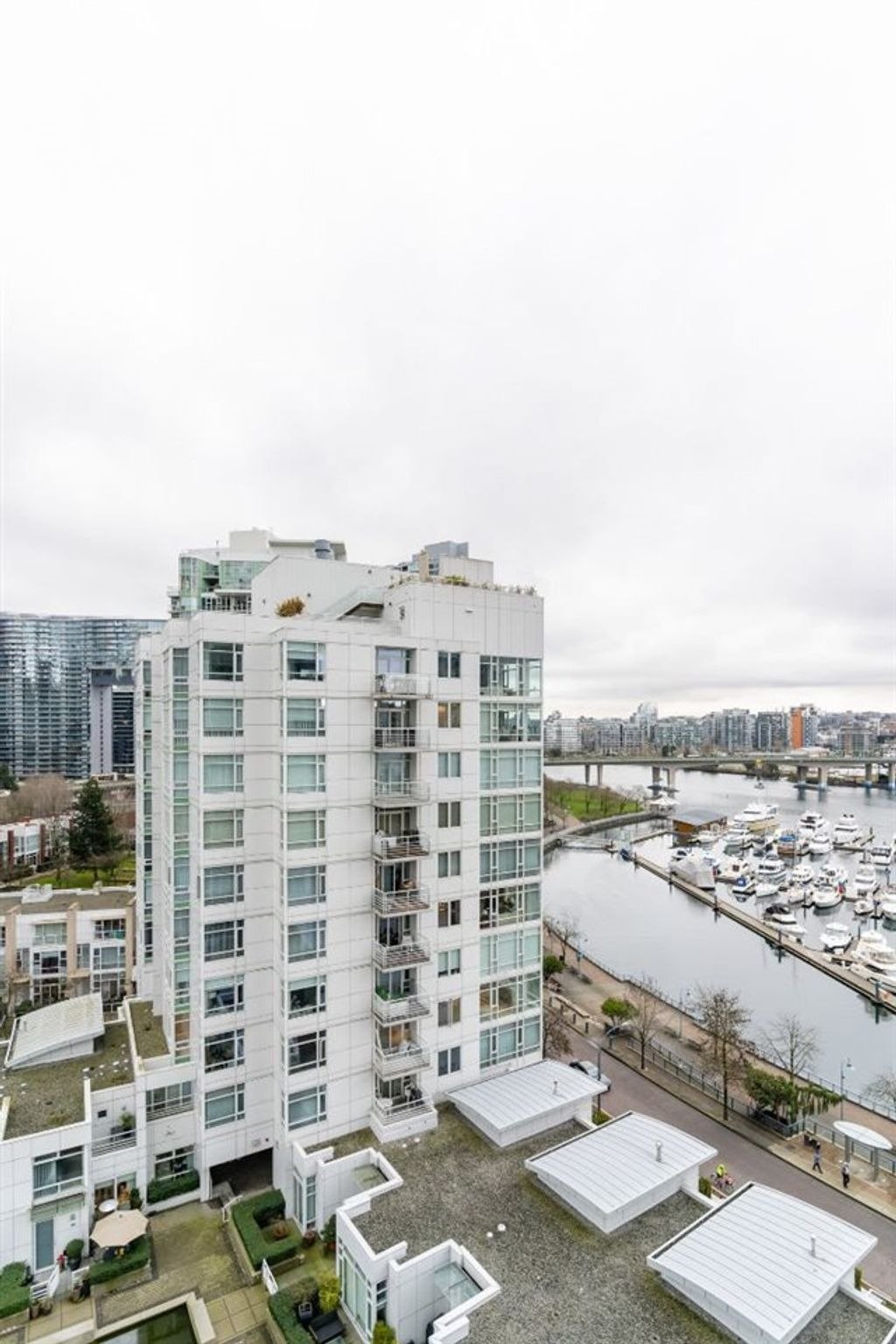 1199 Marinaside Cres, #1503