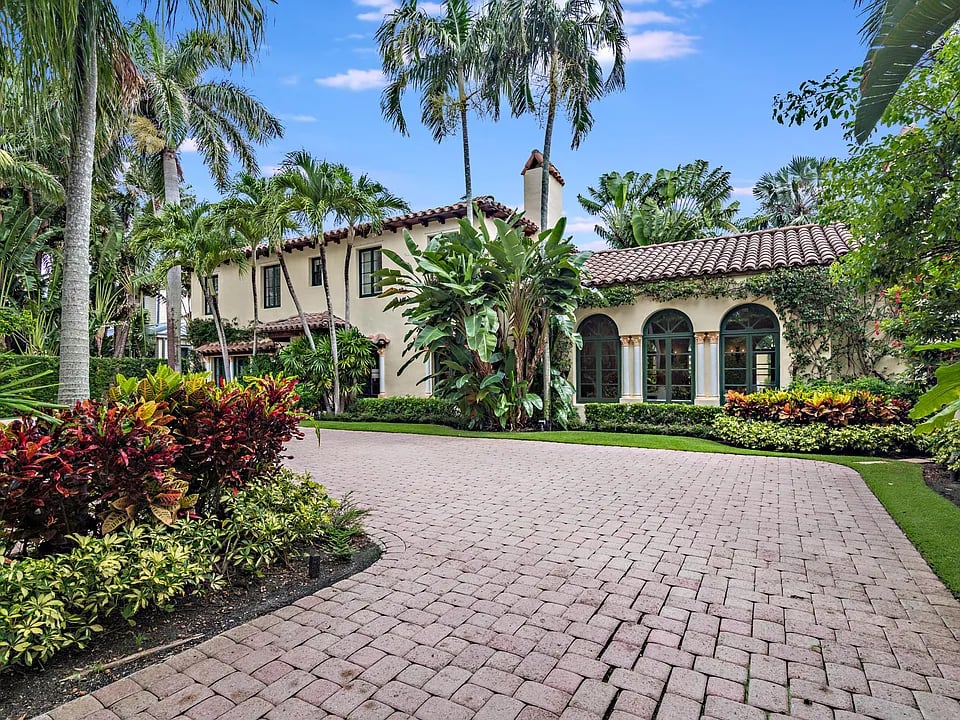 235 Dunbar Road