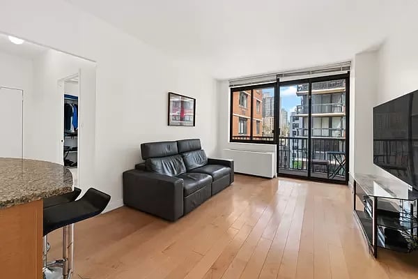 343 East 74th Street 8F