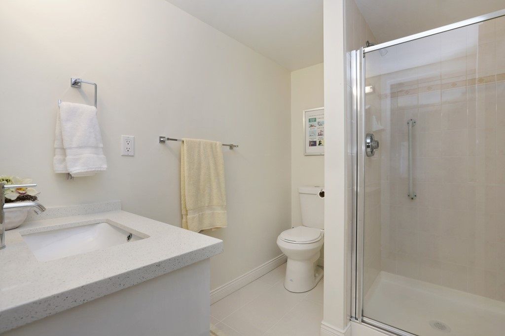 2800 Chesterfield Ave, #210