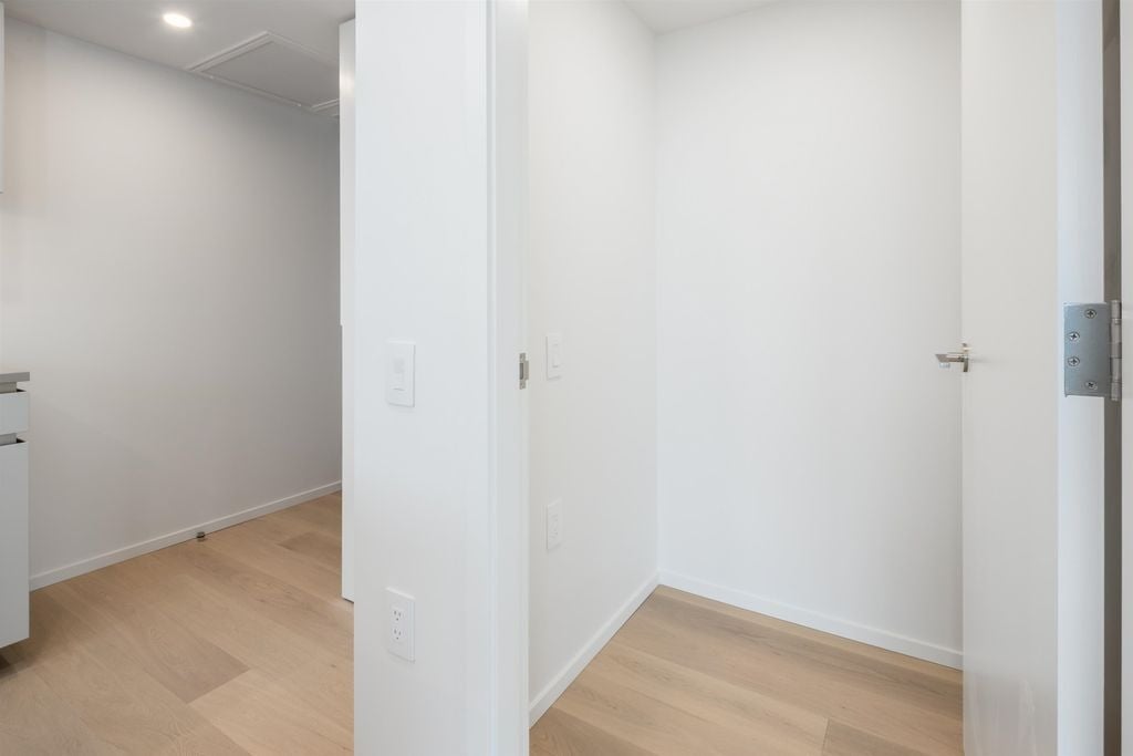 889 Pacific St, #1407