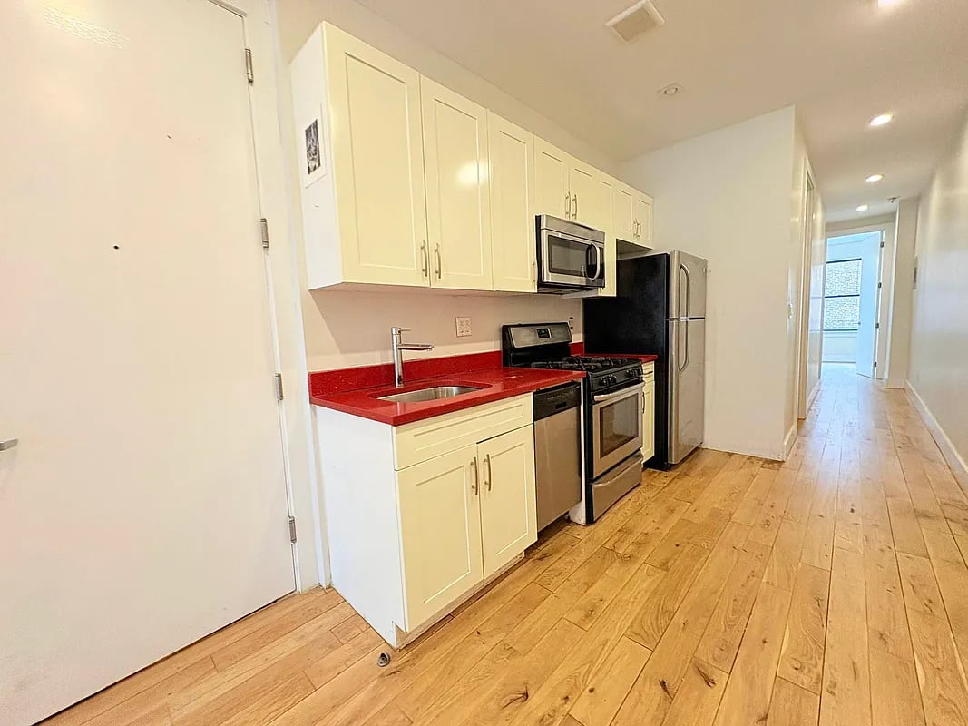 360 Central Avenue 3L