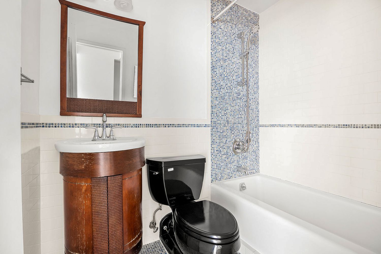 77 Bleecker St, #614