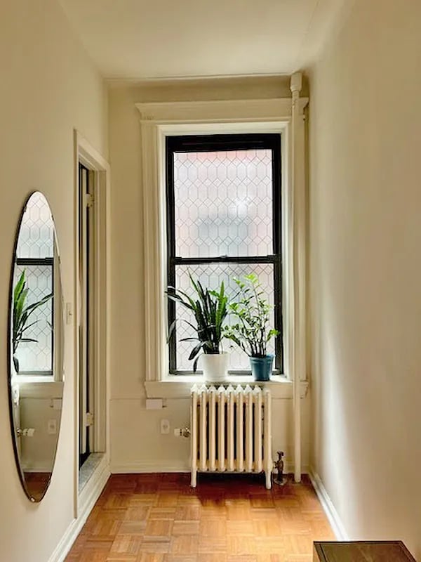 Union St between 6th and 7th Ave