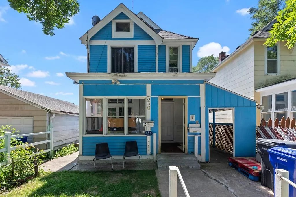 330 Sherburne Ave