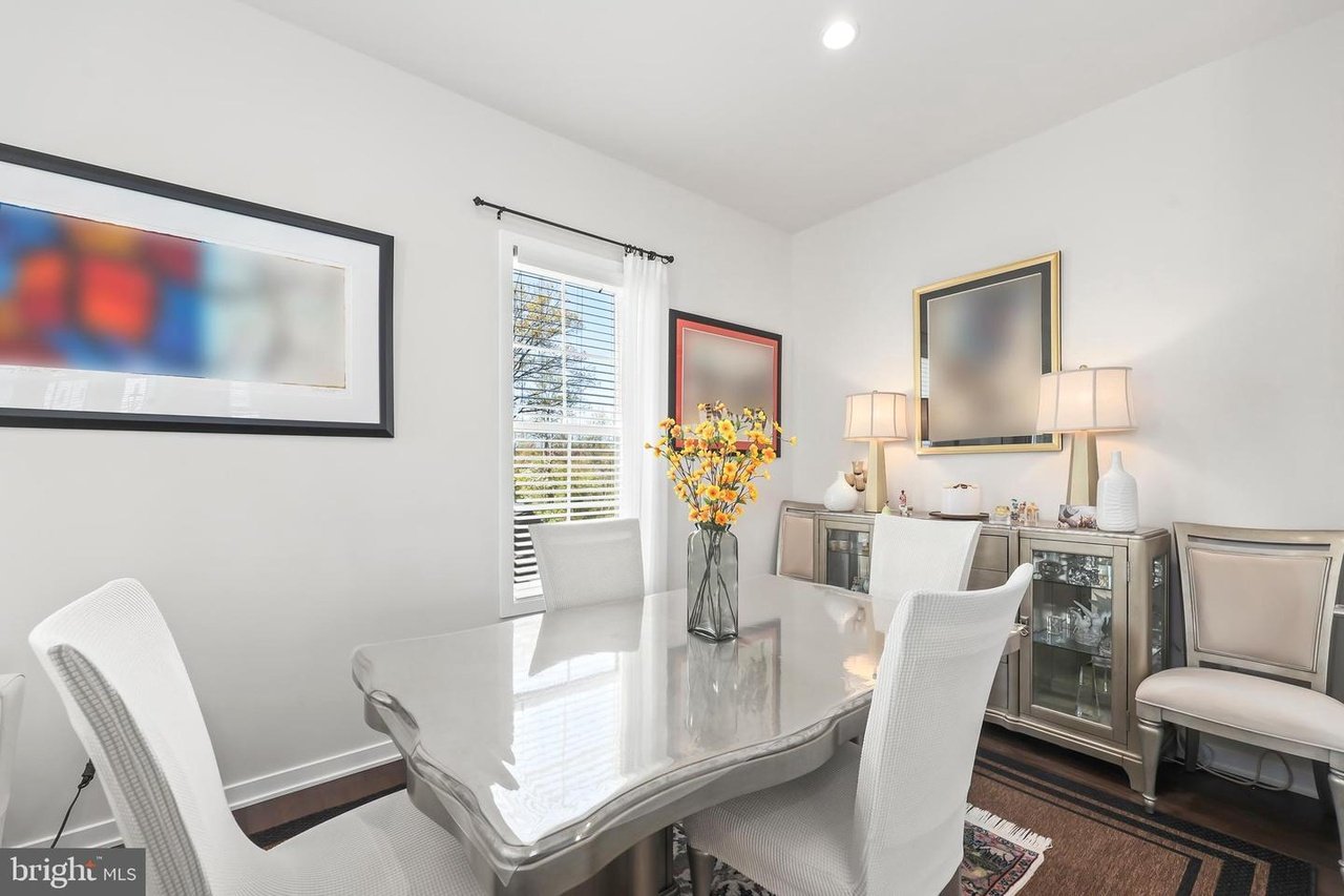 43881 Hanes Hall Ter