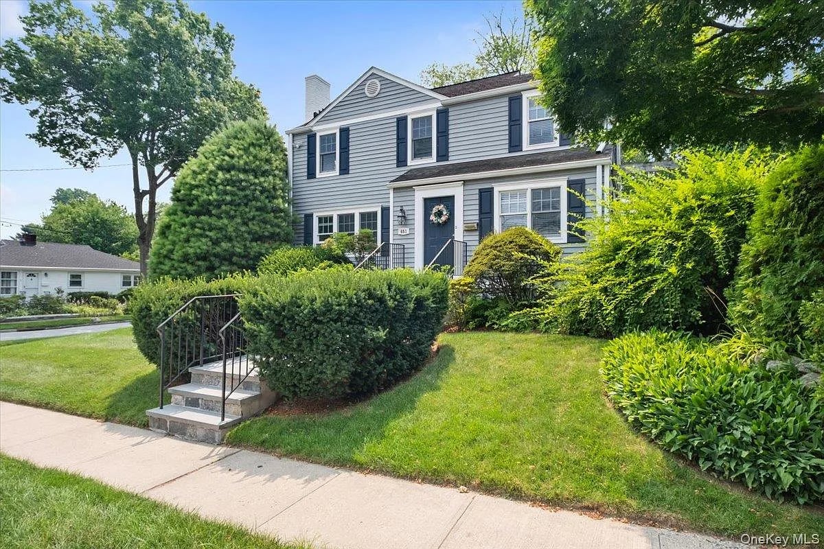 651 Secor Rd