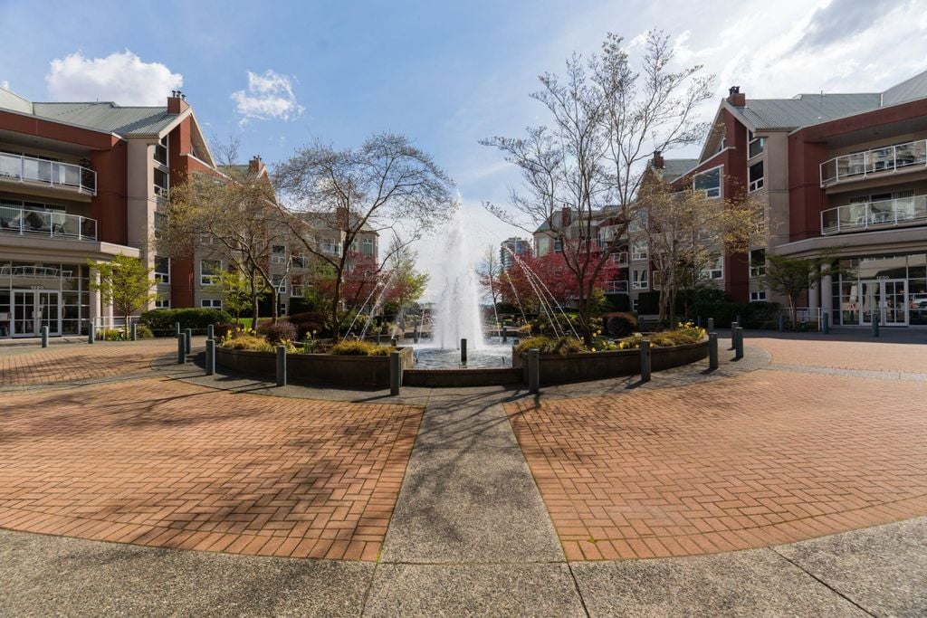 1210 Quayside Dr, #404B