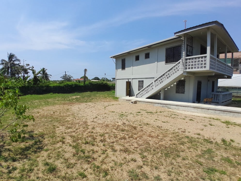 Charming 2-Bedroom Ground Floor Rental in Dangriga