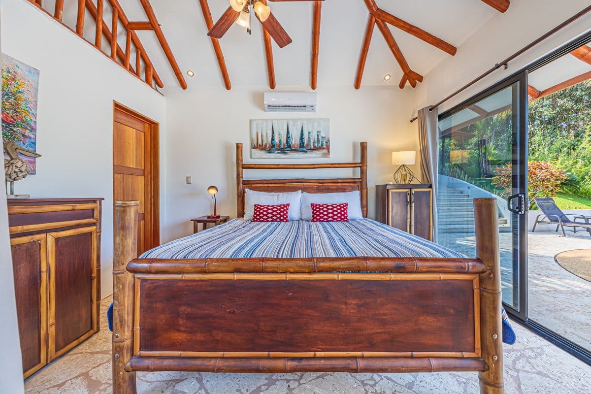 2.07 ACRES – 3 Bedroom Elegant Home With Guest Suite & Sweeping Ocean Views, Secluded & Nestled within Lush Jungle Surroundings!!!