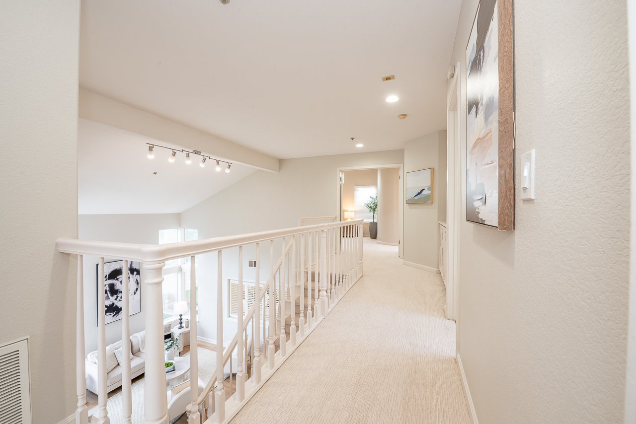 Meridien Court - Gated Community!