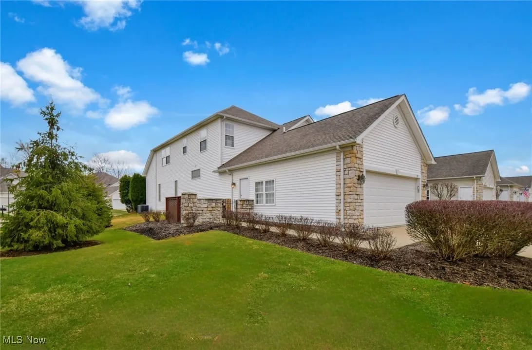 381 W Glengary Cir