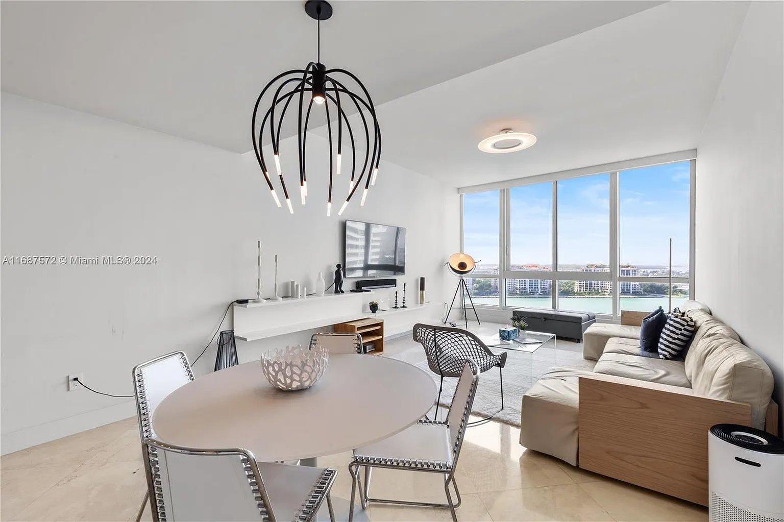 100 S Pointe Dr APT 1603