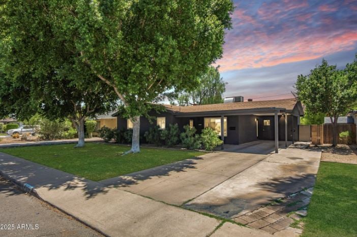 3739 E Yale St, Phoenix, AZ 85008