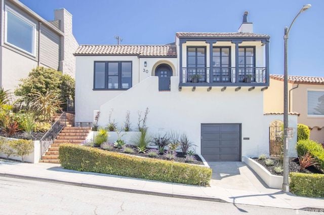 Monterey Heights