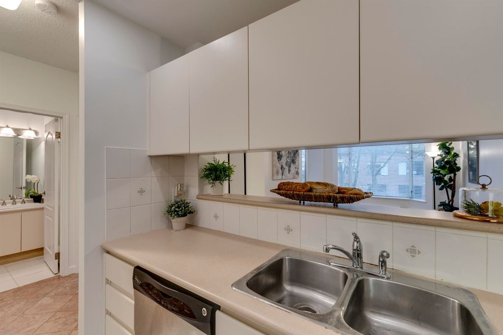 2628 Ash St, #207