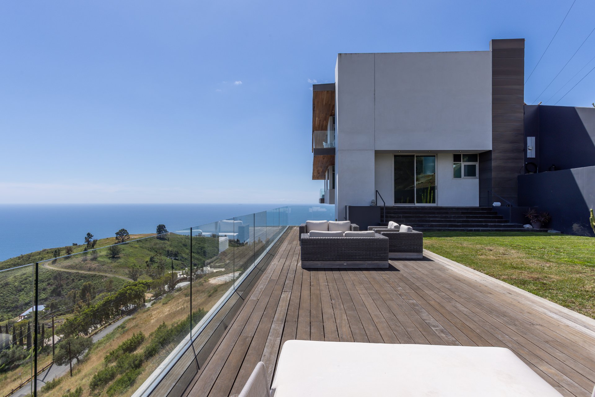 Casa Azure by Oraklus