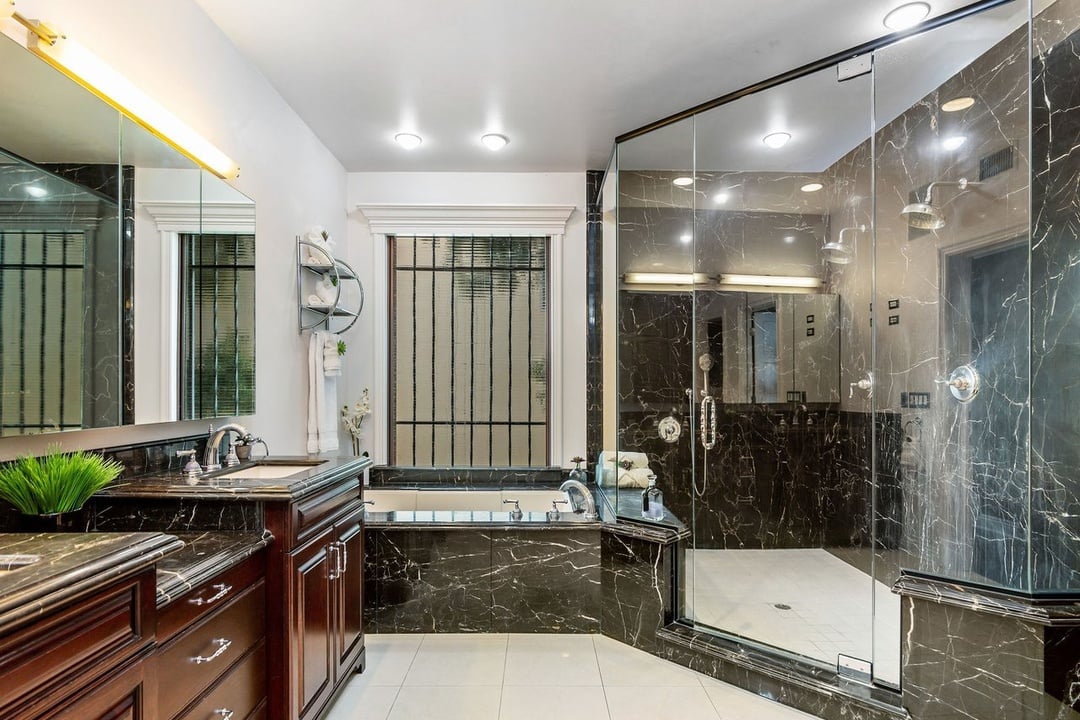 Mulholland Drive, 90068