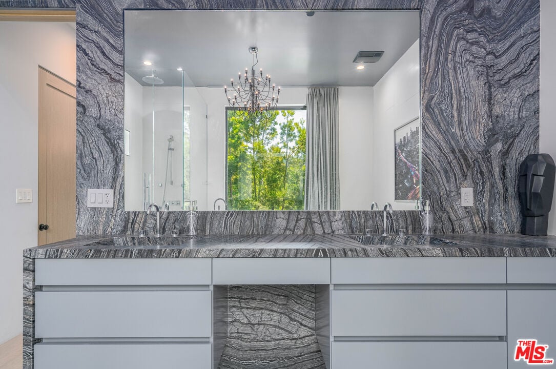 Meridian Reserve, Franklin Ave, 90046