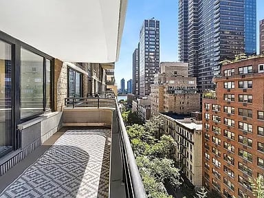 309 E 49th St APT 12B