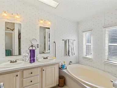 29414 Pine Villa Cir
