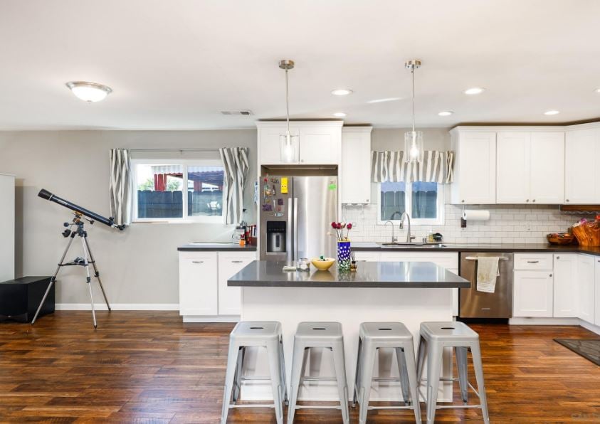 5051 Canosa Ave San Diego, CA 92117