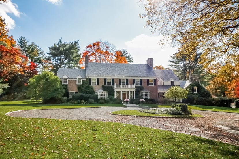 18 Meadowcroft Ln