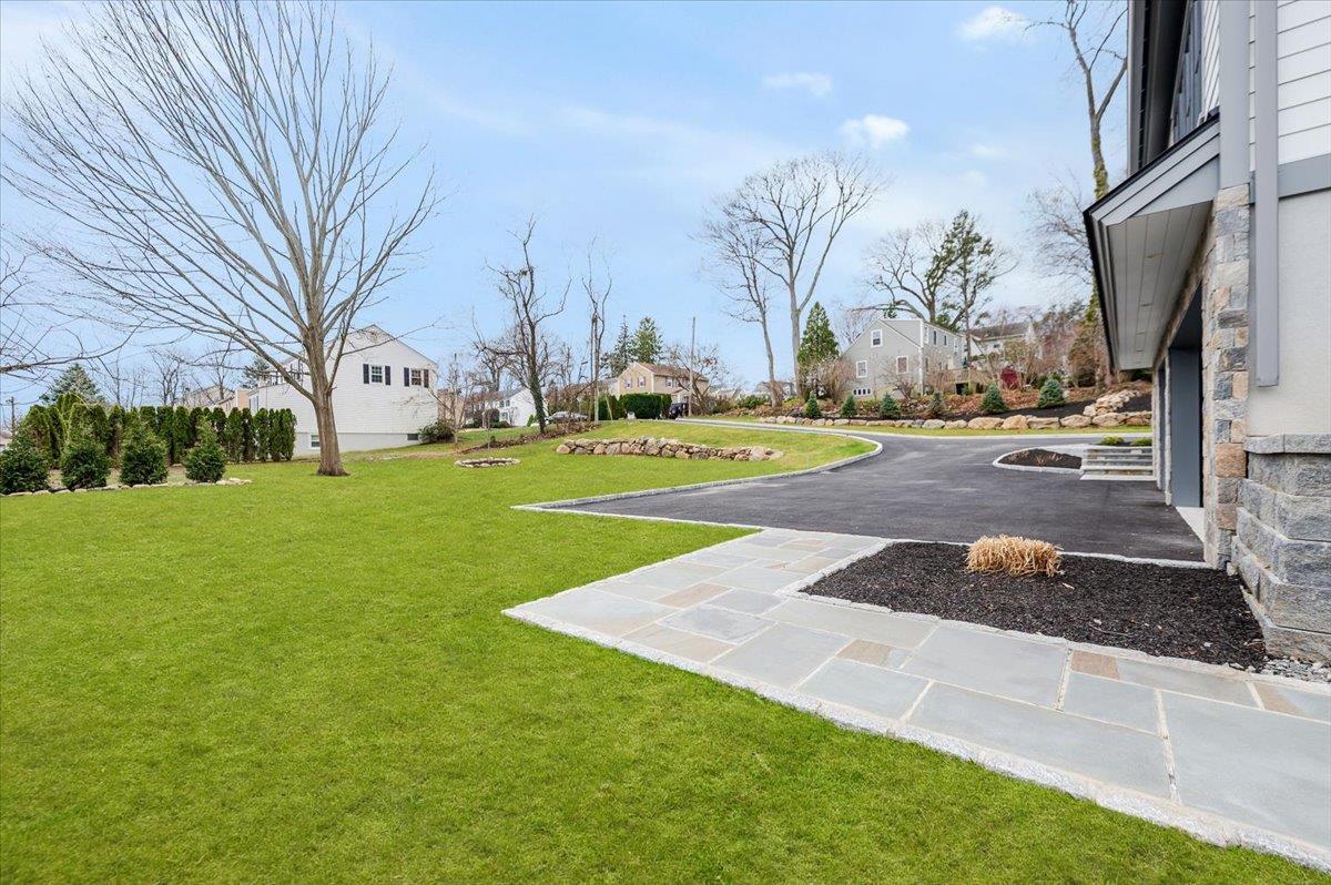 23 Sylvan Rd