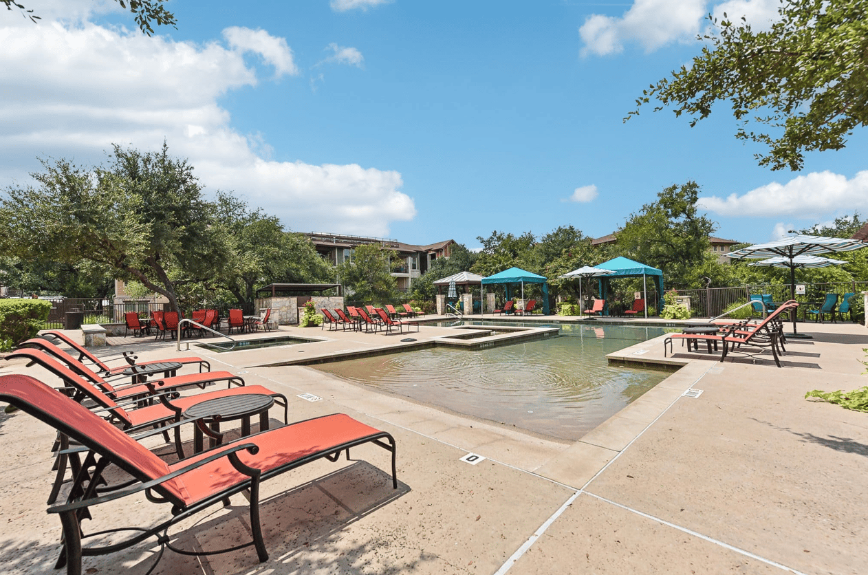 Up to 8 Weeks Free on select units with 12+ month leases